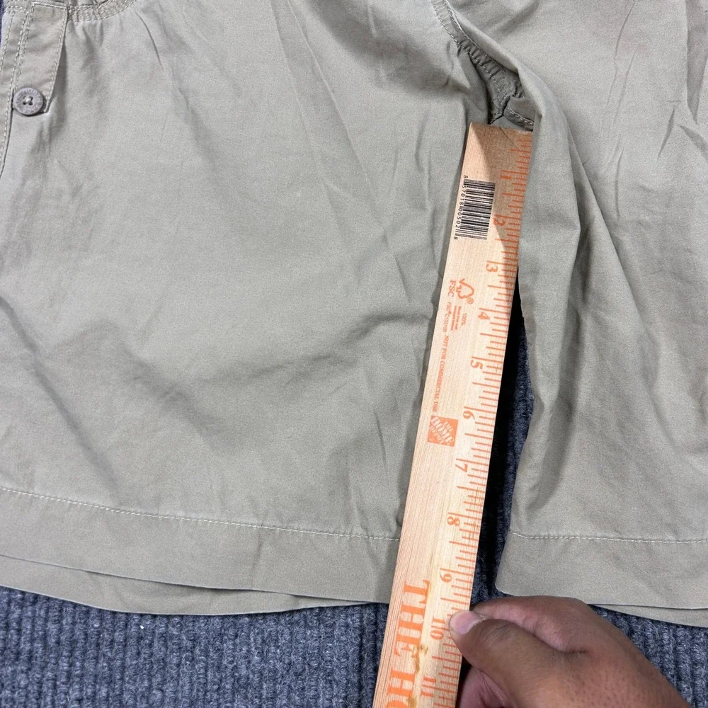 The North Face Shorts Womens 12 Tan Hiking Cargo Khaki Outdoor Casual